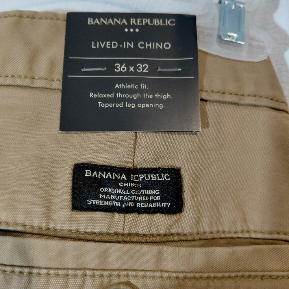 Banana Republic Athletic Fit Khaki Pants - Picture 3 of 8